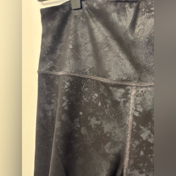 Athleta Elation Misty Lace Tight Womens Leggings Size Small Gray / Black - Picture 3 of 9